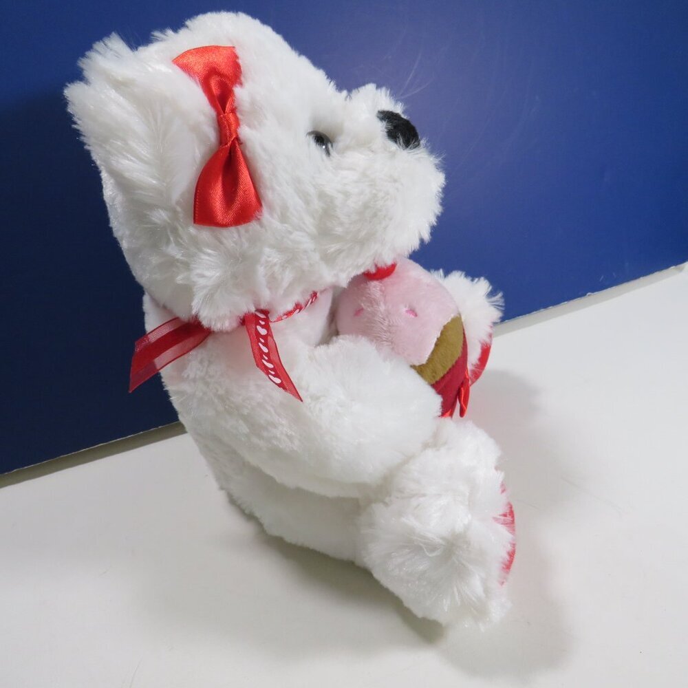 sweet heart White Bear with fabric cupcake valentines - Picture 2 of 13